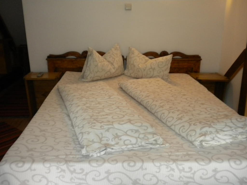 Pensiunea Mioritica Sibiel Room photo